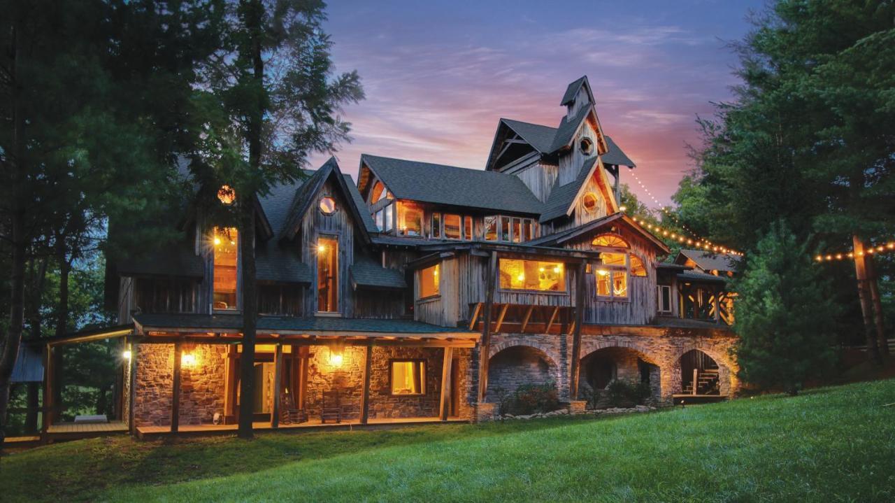 Whimsical Gatehouse At Dark Horse Estate Daire Franklin Dış mekan fotoğraf